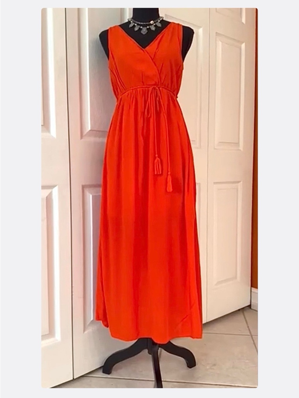 SHINESTAR ~ Orange Pleated Maxi Dress w/V-Neck Sleeveless and Side Slits size M